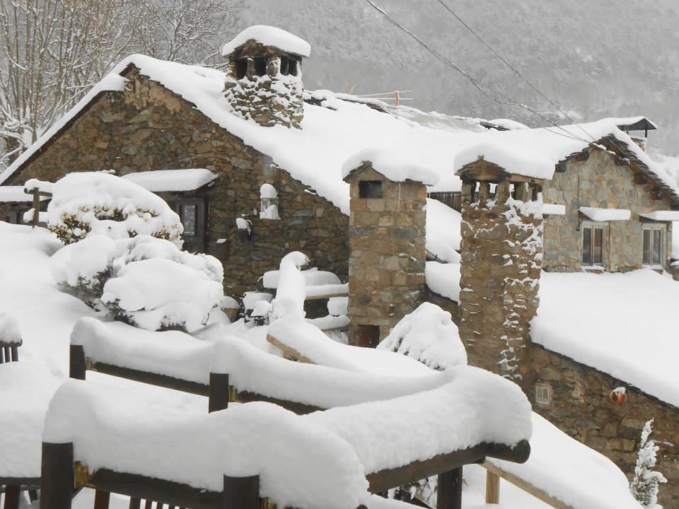 Masia Can Constans Queralbs Exterior photo